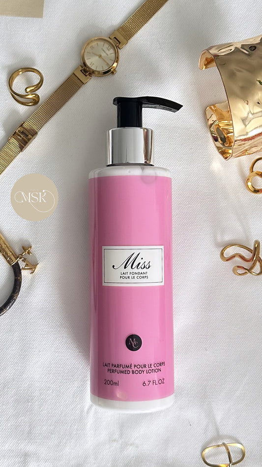 Lait parfumé pour le corps Miss Dior de DIOR